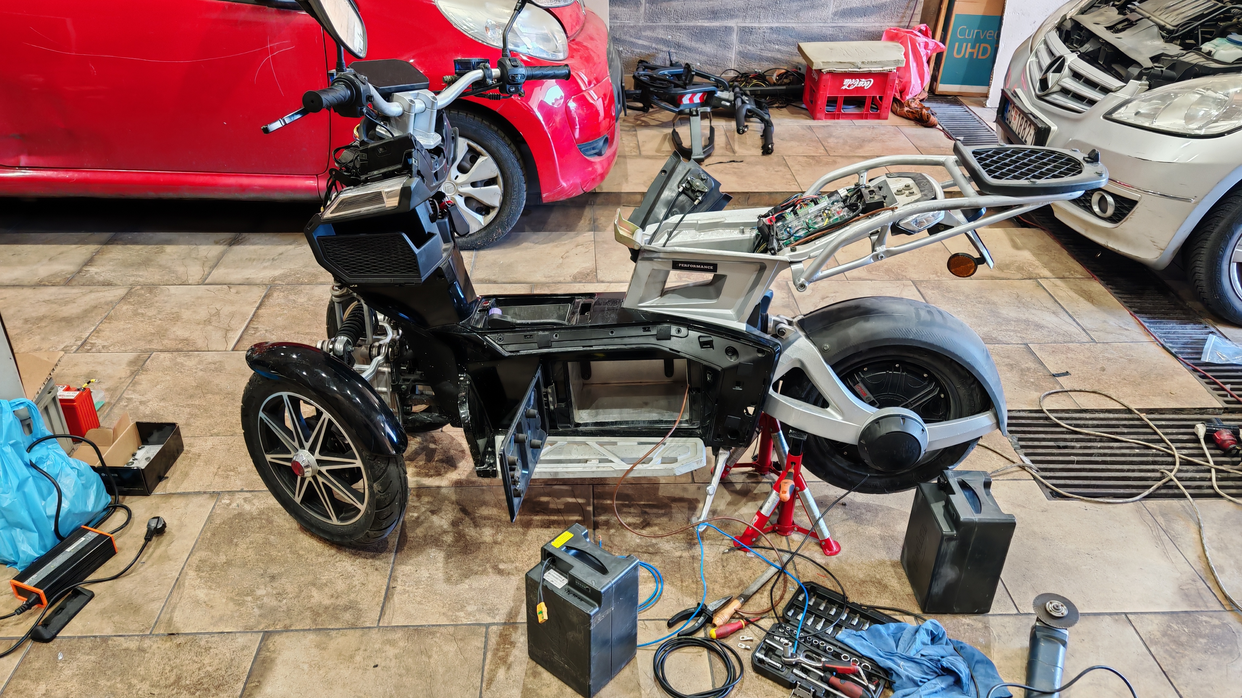 Električni trotinet servis